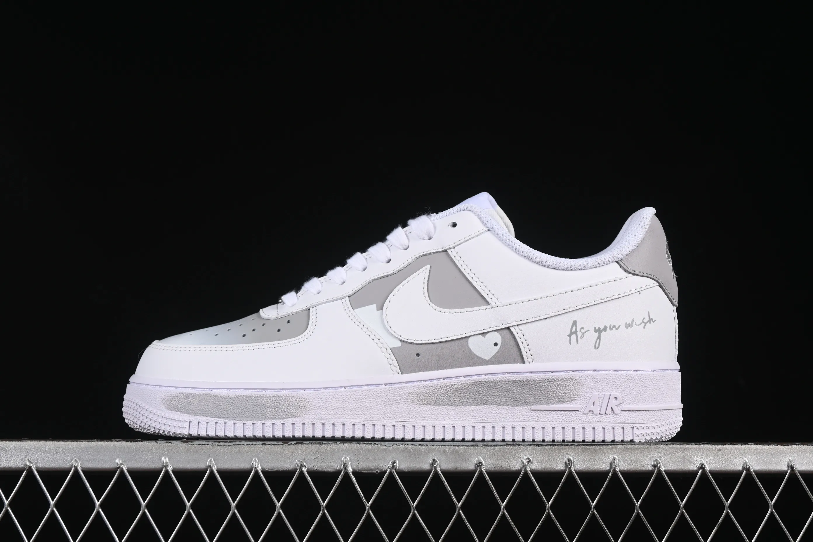 All Categories Nk Air Force 1 Air Force Series Nk Air Force 1 Low Air Force Low Nike Air Force 1'07 Low Official Popular Customization Two-Dimensional Theme White Gray Inkjet Air Force 1 Low-top Casual Sneakers CW2288-111